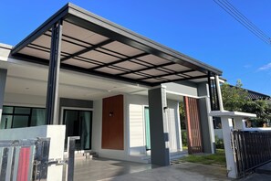 View from property - Poome House By Zuzu (Hat Yai)