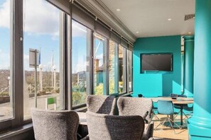 Interior - Holiday Inn Leeds - Brighouse (Brighouse)