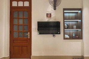 Room - CHI’S HOUSE (P. Hop giang)