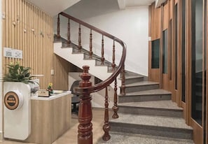 Interior - CHI’S HOUSE (P. Hop giang)
