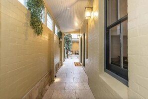 Terrace/patio - Millers Point Home Harbourside (Millers Point)