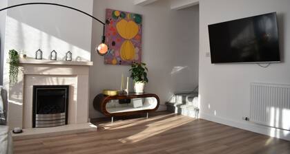 Stylish new 4 bedroom cottage in heart of Epworth