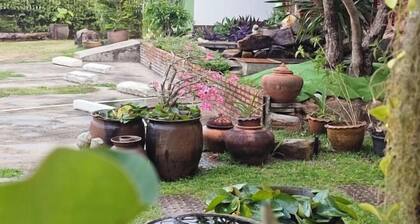 Khunnampheung Apartment