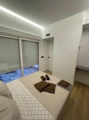 2 chambres, fer et planche Ă repasser, Wi-Fi gratuit, draps fournis