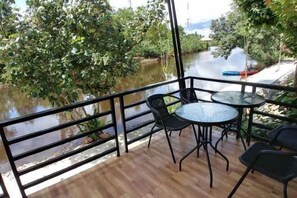 Interior - Thipburee Riverside Hotel (Sichon)