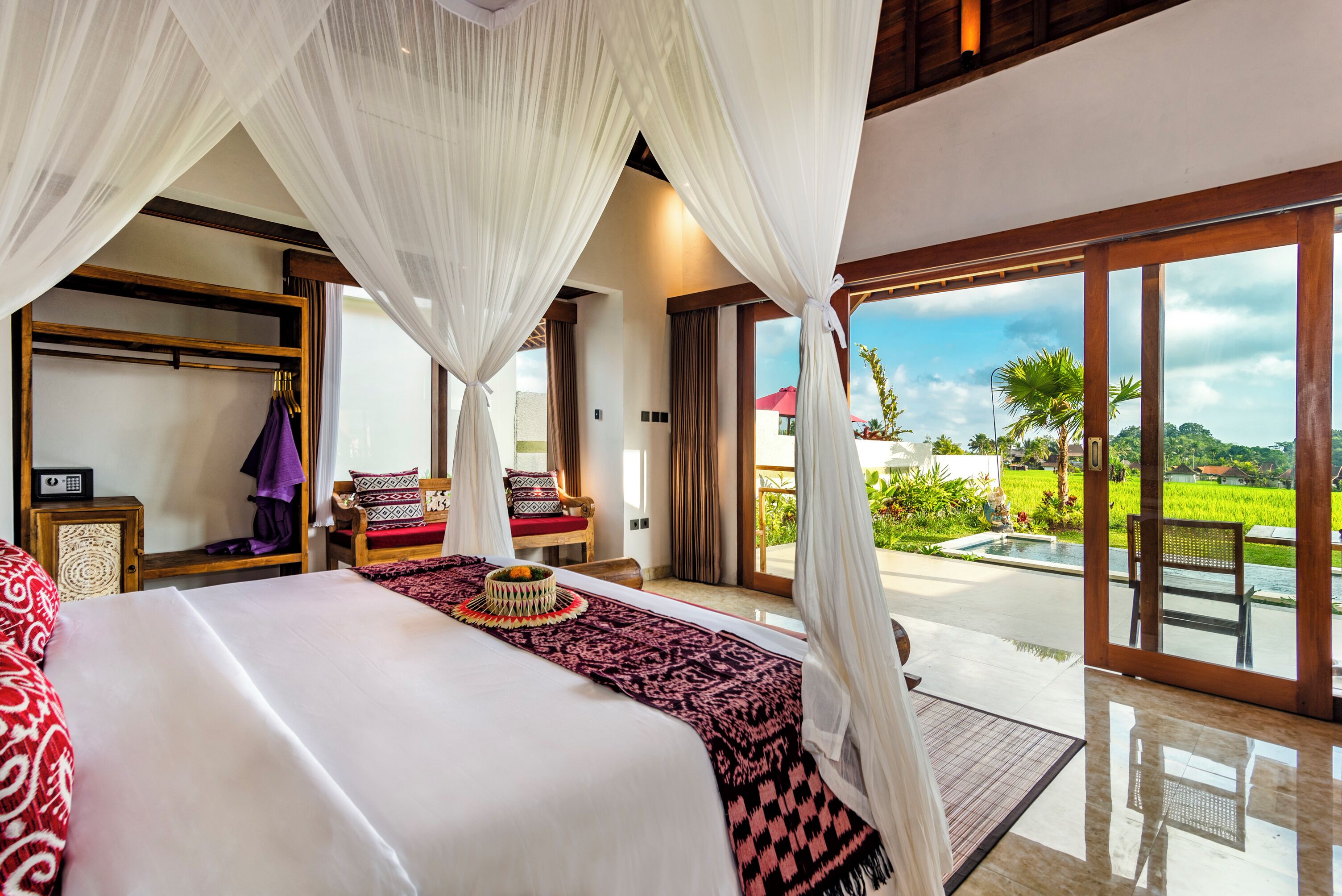 Deluxe Villa, 1 King Bed, Private Pool, Garden View | Egyptian cotton sheets, premium bedding, desk, free WiFi