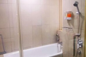 Unclassified image, 2 of 91, button - 2BR@Afiniti(8PAX) 3mins Walk to Legoland (Iskandar Puteri)