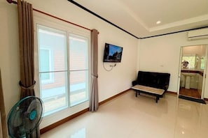 Living area - Monmai Resort Huahin (Hua Hin)