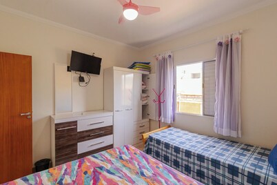 Casa Tem Tica com Piscina e Churrasqueira