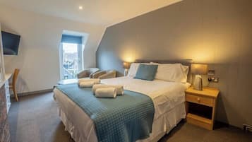 Comfort Double Room, Courtyard View | Premium bedding, iron/ironing board, free WiFi, bed sheets