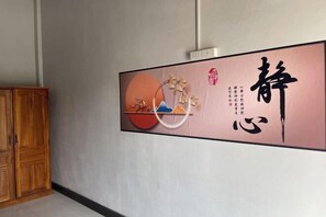 Room - golden sunrise guesthouse (Vang Vieng)