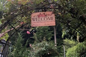 Miscellaneous - Vrapat (Chiang Dao)