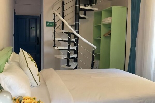 Sınıflandırılmamış resim, 70 üzerinden 1, düğme