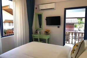 Sınıflandırılmamış resim, 70 üzerinden 5, düğme