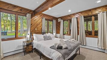 5 bedrooms, WiFi, bed sheets