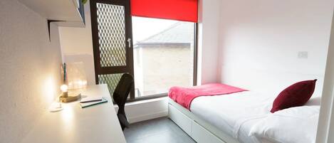 Single Room, Non Smoking | Blackout drapes, free WiFi