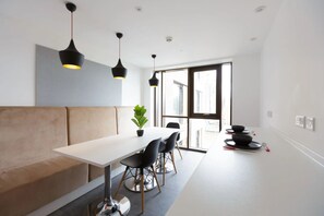 シングルルーム 禁煙 | 共用キッチン