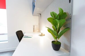 スタジオ 禁煙 | 遮光カーテン、WiFi (無料)