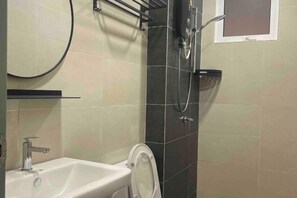 Bathroom - Elevated Cozy Homestay @Heart of Sri Petaling 3R3B (Kuala Lumpur)