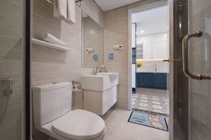 Room - Romantic Apartment in Vinhomes Dcapitale (Hanoi)