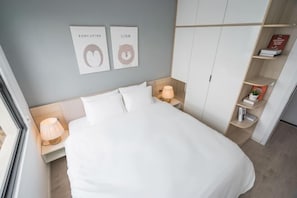 Room - Luxury Apartment in Vinhomes D'Capitale by David Home (Hanoi)
