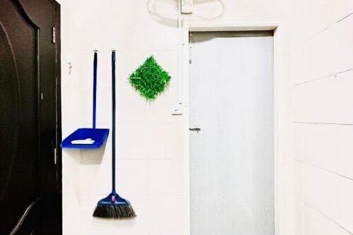 Corner Lot Taman Bahagia Batu 7 ( 2Minutes to Airport)