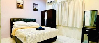 Corner Lot Taman Bahagia Batu 7 ( 2Minutes to Airport)