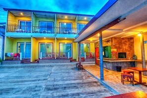 Unclassified image, 2 of 6, button - Sunshine Resort Kohlarn (Koh Larn)