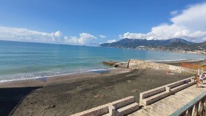 Unclassified image, 2 of 19, button - Amalfi coast apartment (Salerno)