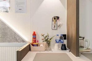 Room - Coolplay house sukhumvit onnut (Bangkok)