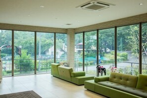 Interior - Yatsugatake Wan Wan Paradise Cottage (Hokuto)