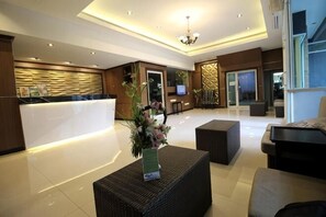 Lobby - Leelawadee Resotel Ram65 Mahadthai (Bangkok)