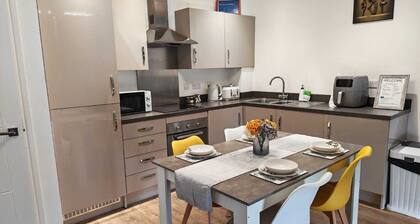 Charming 2-bedroom apartment in Rugby