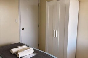 Room - Cool Breeze-Serin West Tagaytay 1-bedrooom Condo (Tagaytay)