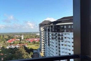 Unclassified image, 3 of 16, button - Cool Breeze-Serin West Tagaytay 1-bedrooom Condo (Tagaytay)