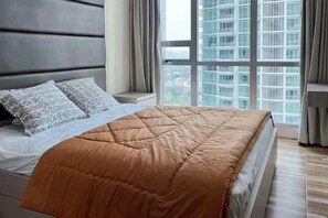 Room - Luxury 3BR Kemang Village w/ Netflix, WiFi, Pool (South Jakarta)