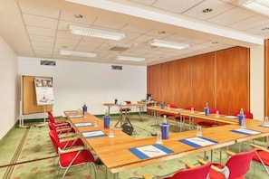 Unclassified image, 5 of 8, button - Mercure Hotel Bad Duerkheim An Den Salinen (Bad Durkheim)