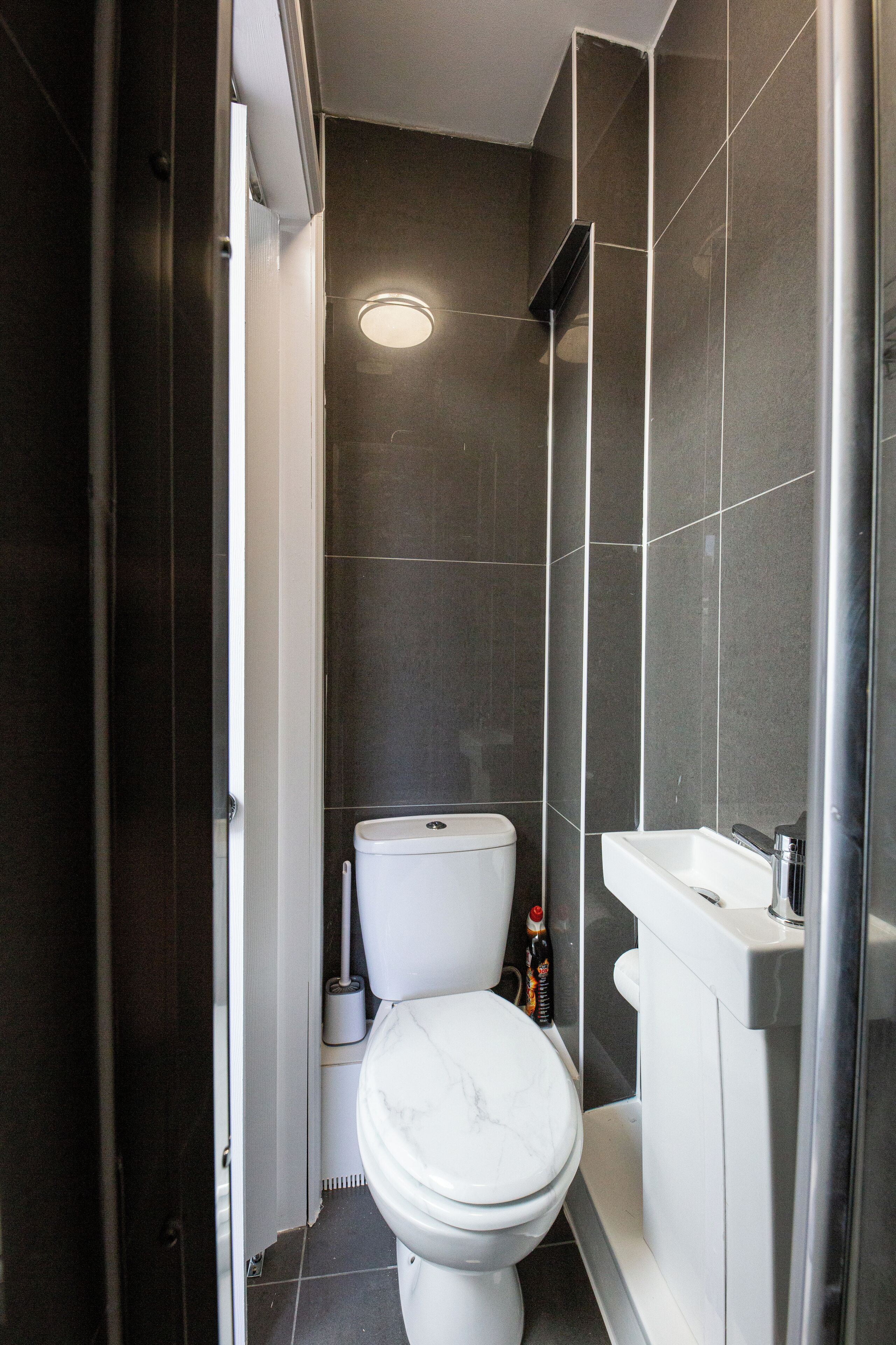 Towels, soap, toilet paper