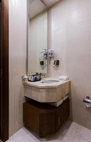 Phòng tắm