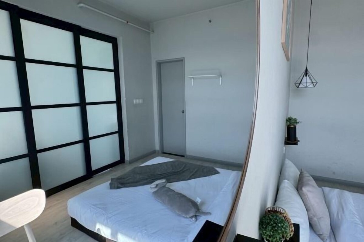 Corner Room