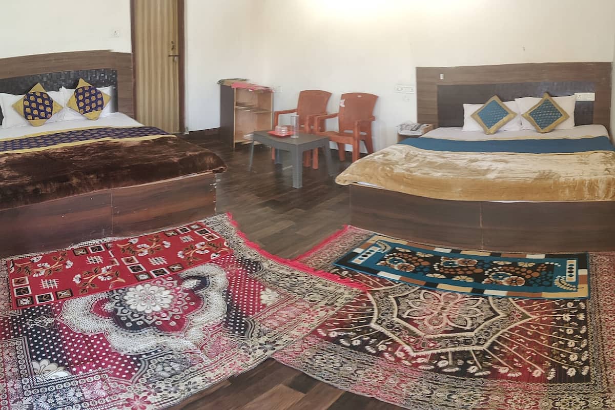 Cottage phong cách cổ điển, quang cảnh vườn | Bàn, truy cập Internet không dây miễn phí