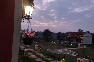 JAMTARA FARMSTAY pench tiger reserve