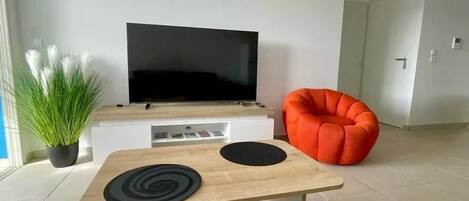 TV
