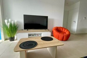 TV