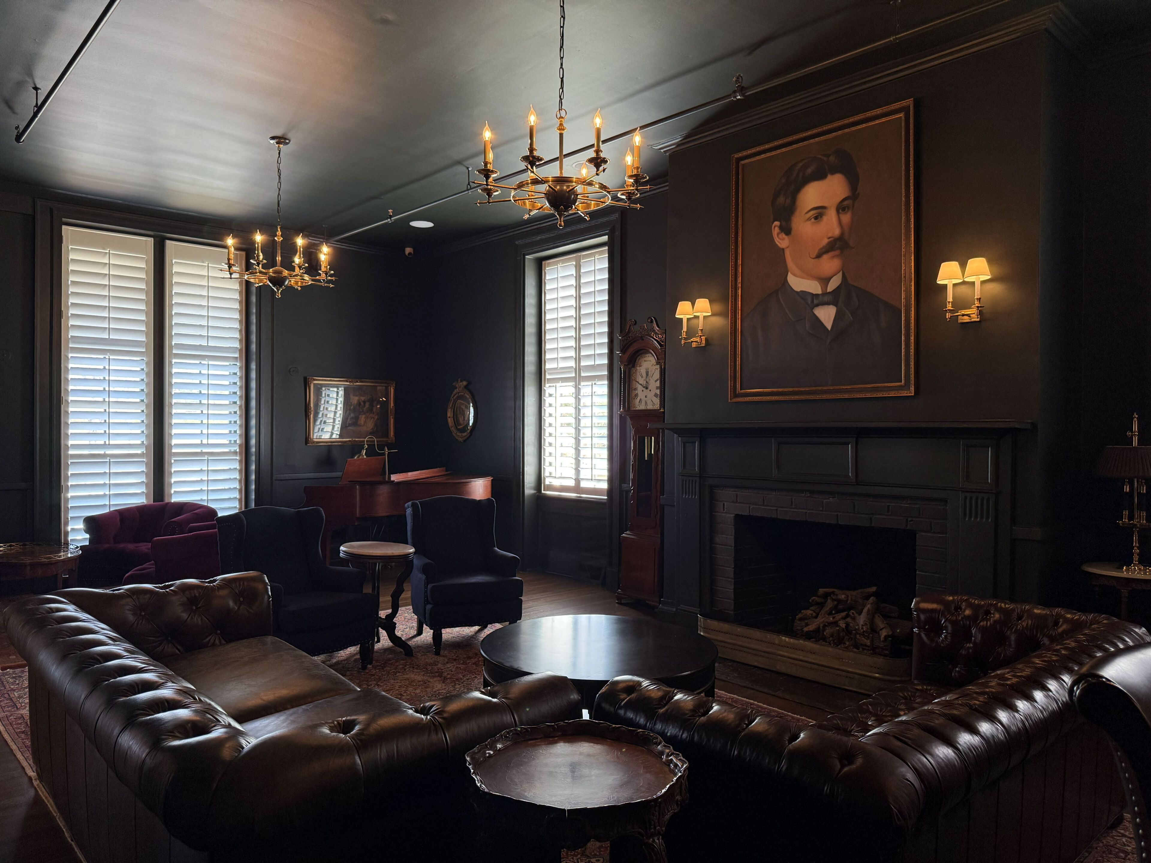 المنشأة من الداخل