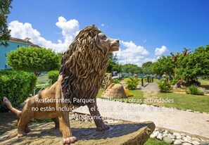 المنطقة المحيطة بالمنشأة