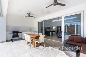 غرفة لتناول الطعام