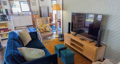 Fare Manea - Authentic Polynesian Bungalow in Paea