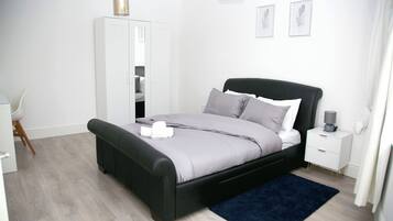 2 bedrooms, free WiFi, bed sheets