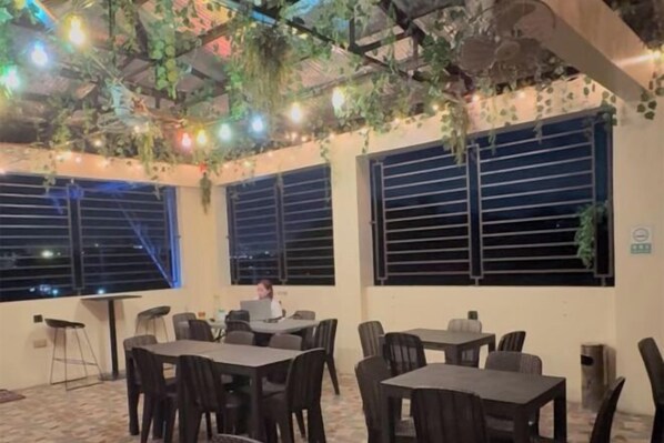 Restaurant - HM Eco Hotel Naia (Pasay)